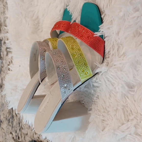 KARL LAGERFELD PARIS Women's Rickie Slip On Rhinest Embellished Dress Sandal 11M - Picture 11 of 16